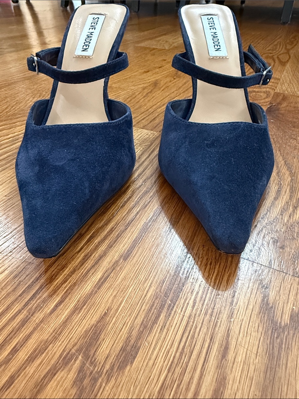 Steve Madden Brecki Navy Suede Ankle Strap Heels Size 8 Pointed Toe - Picture 3 of 9